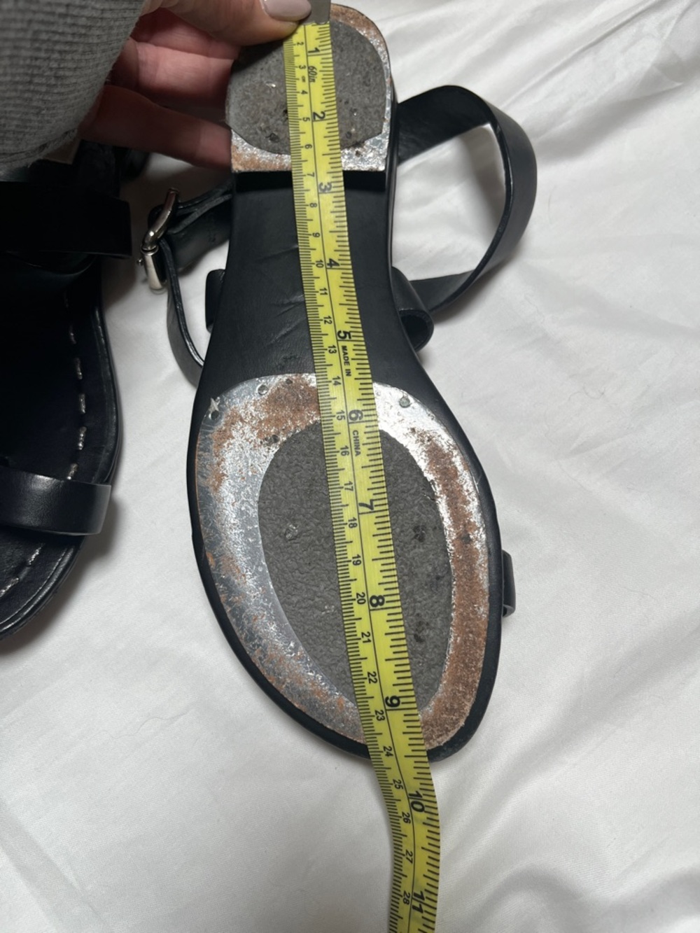 Michael Kors Black Leather Ankle-Strap Toe-Loop Sandals Sz 7** - Picture 5 of 7